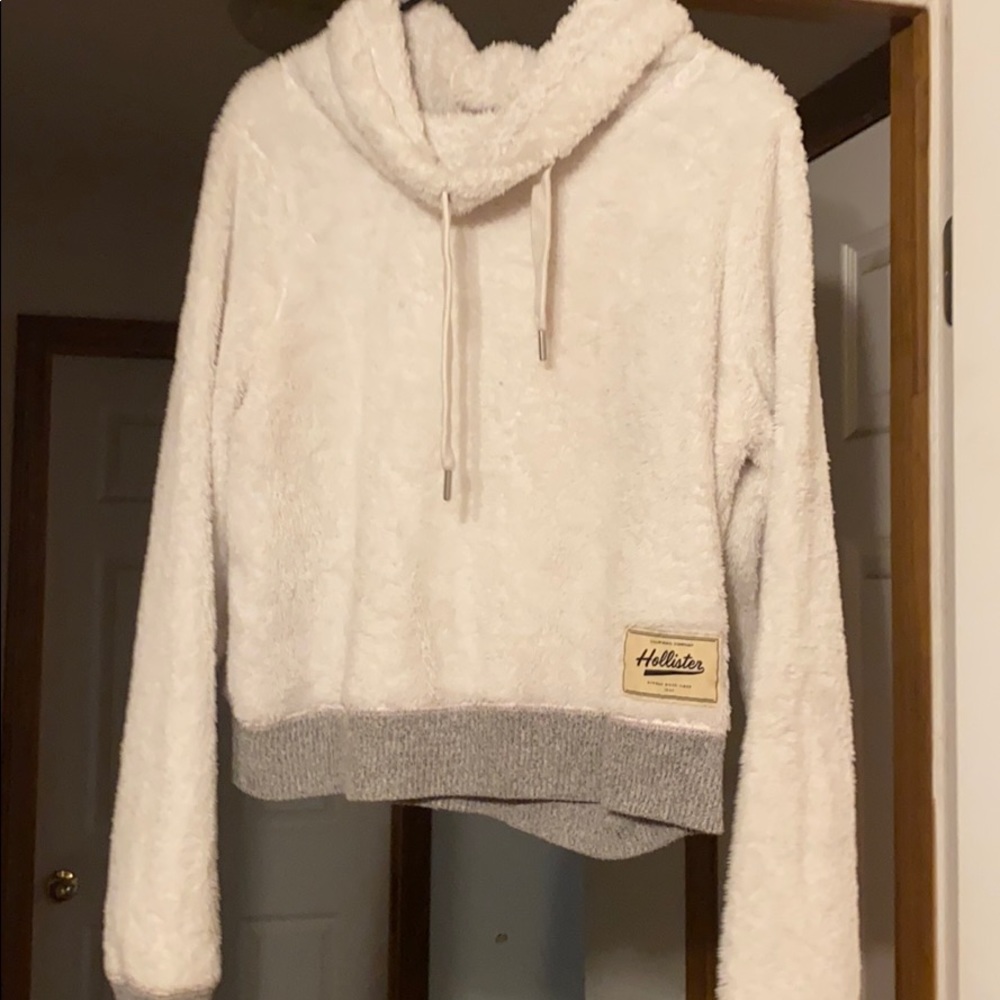 Cropped hoodie